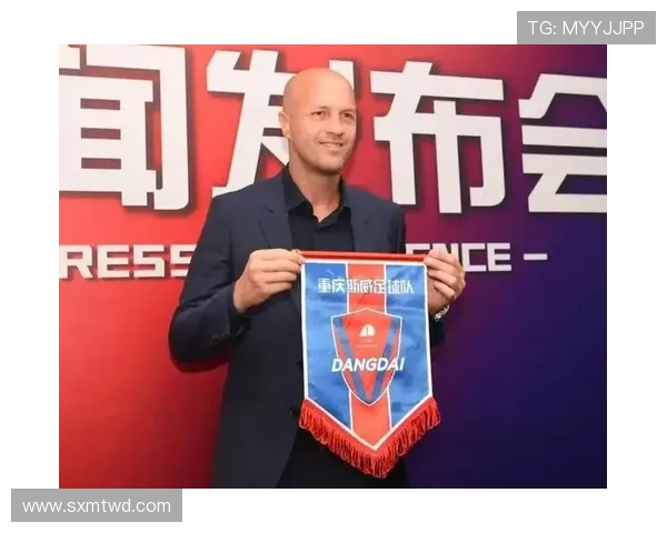 克鲁伊夫战术体系的智慧在现代足球理念重塑中的重要作用分析