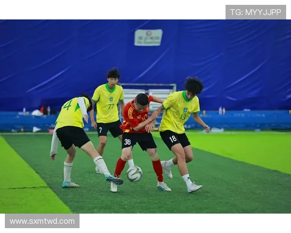 足球赛事花絮：近期比赛精彩瞬间与场外趣闻