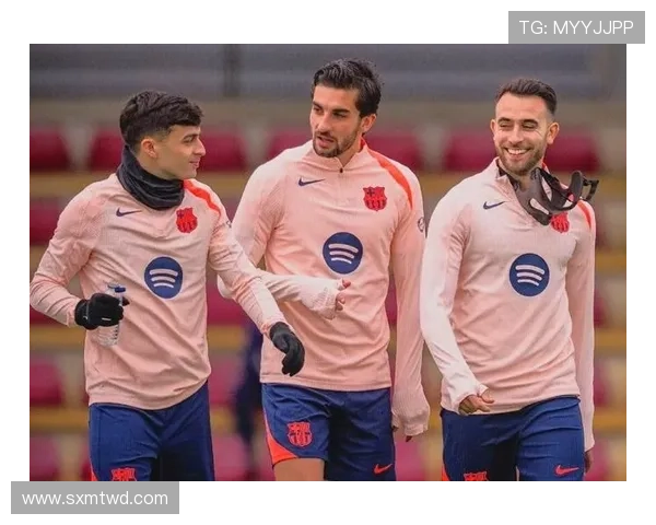 德容 vs 佩德里:巴萨中场核心角色与战术适配差异 德容 vs 佩德里:巴萨中场核心角色与战术适配差异